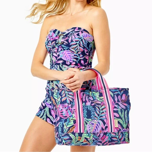 Lilly Pulitzer Mini Mercato Tote - Picture 2 of 11
